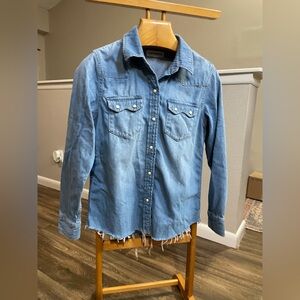 Lucky Brand Western Chambray Shirt Small Snap Front Raw Hem